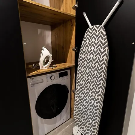 Exclusive Place With Underground Parking And Terrace *